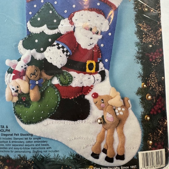 VTG Bucilla 1993 “SANTA & RUDOLPH" Felt Christmas Stocking Kit 18" 83013 NIP - Picture 5 of 10